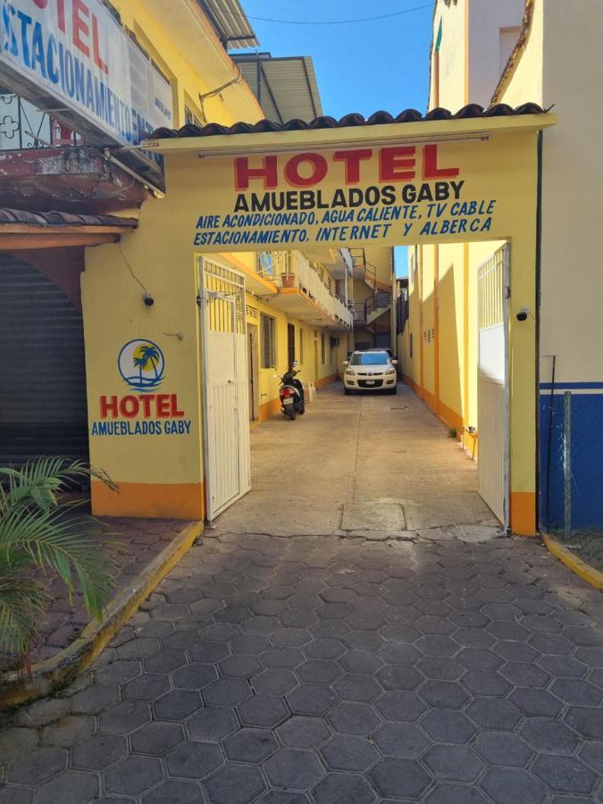 Hotel Amueblados Gaby Zihuatanejo Exterior foto
